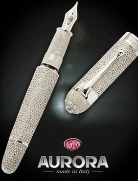 Aurora尊贵之笔，一种真正的手工珠宝工艺来生产的笔